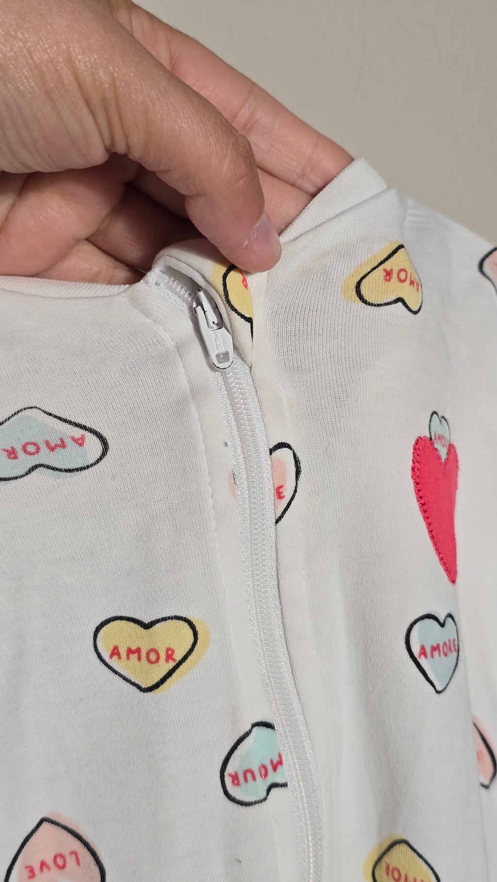 Pyjama coeurs bonbons | Pekkle | 6 mois *Petite tache au col