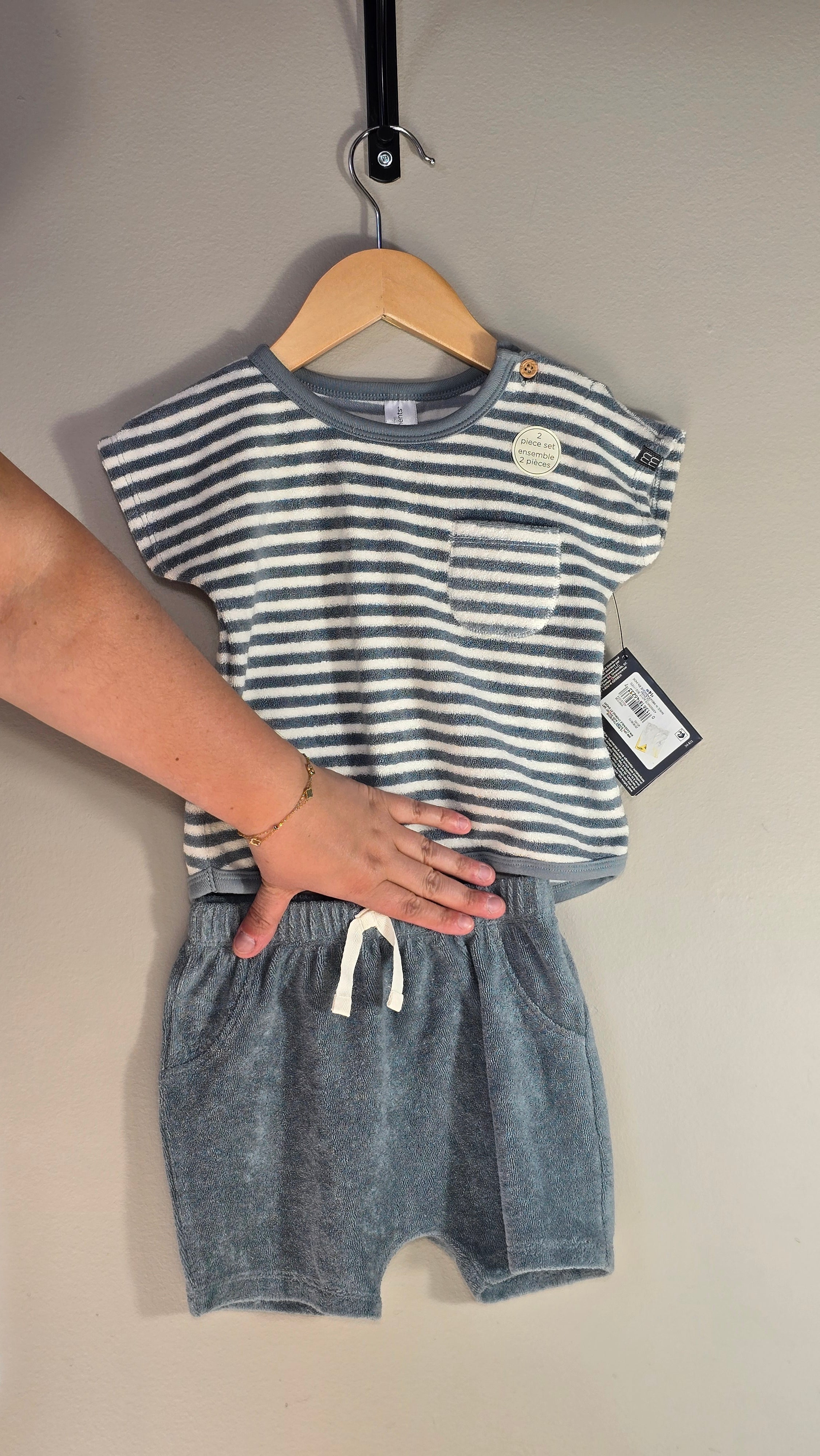 *Neuf Ensemble en tissu serviette | Modern moments | 18 mois