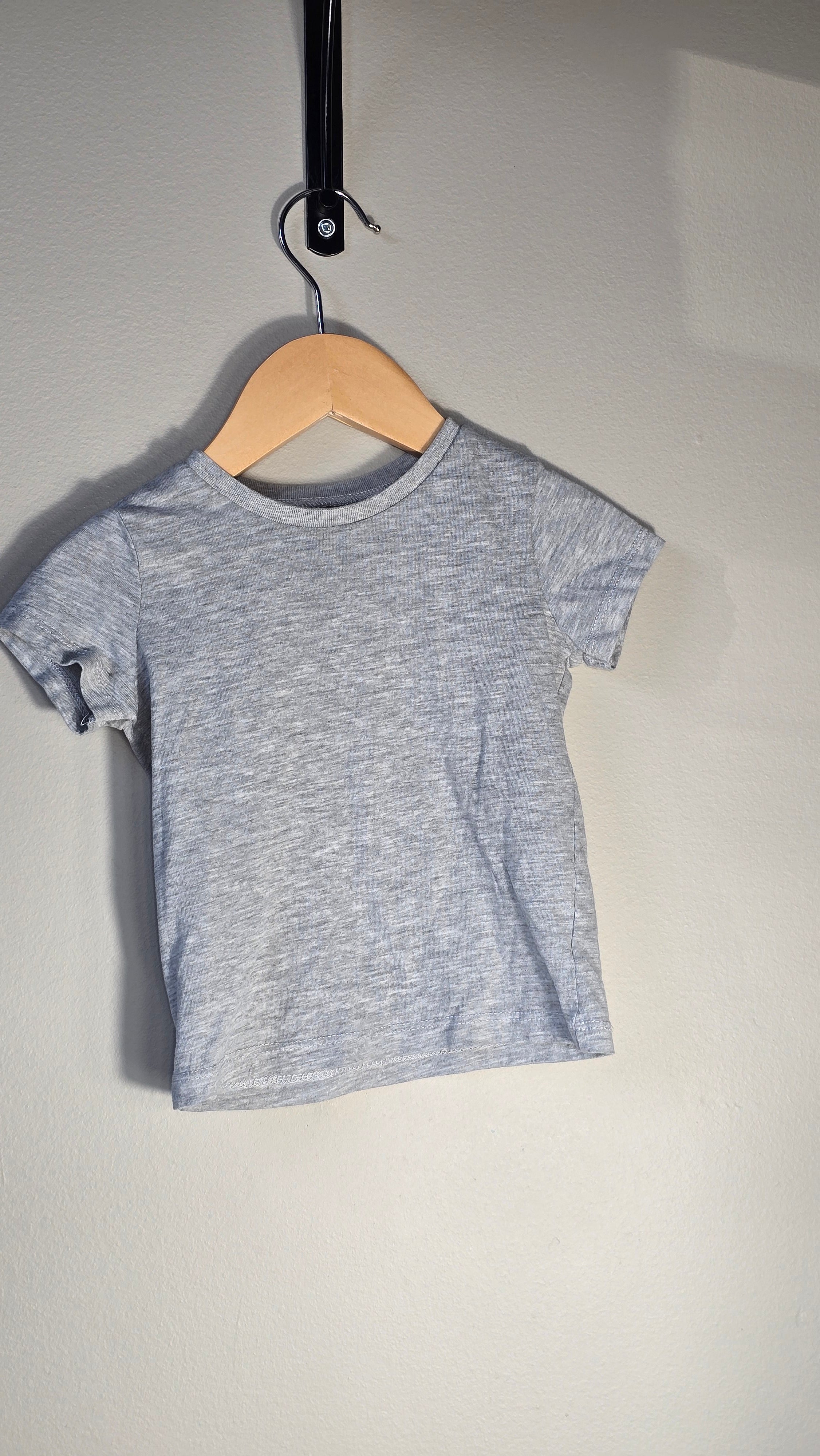 T-shirt | TAG | 24 months