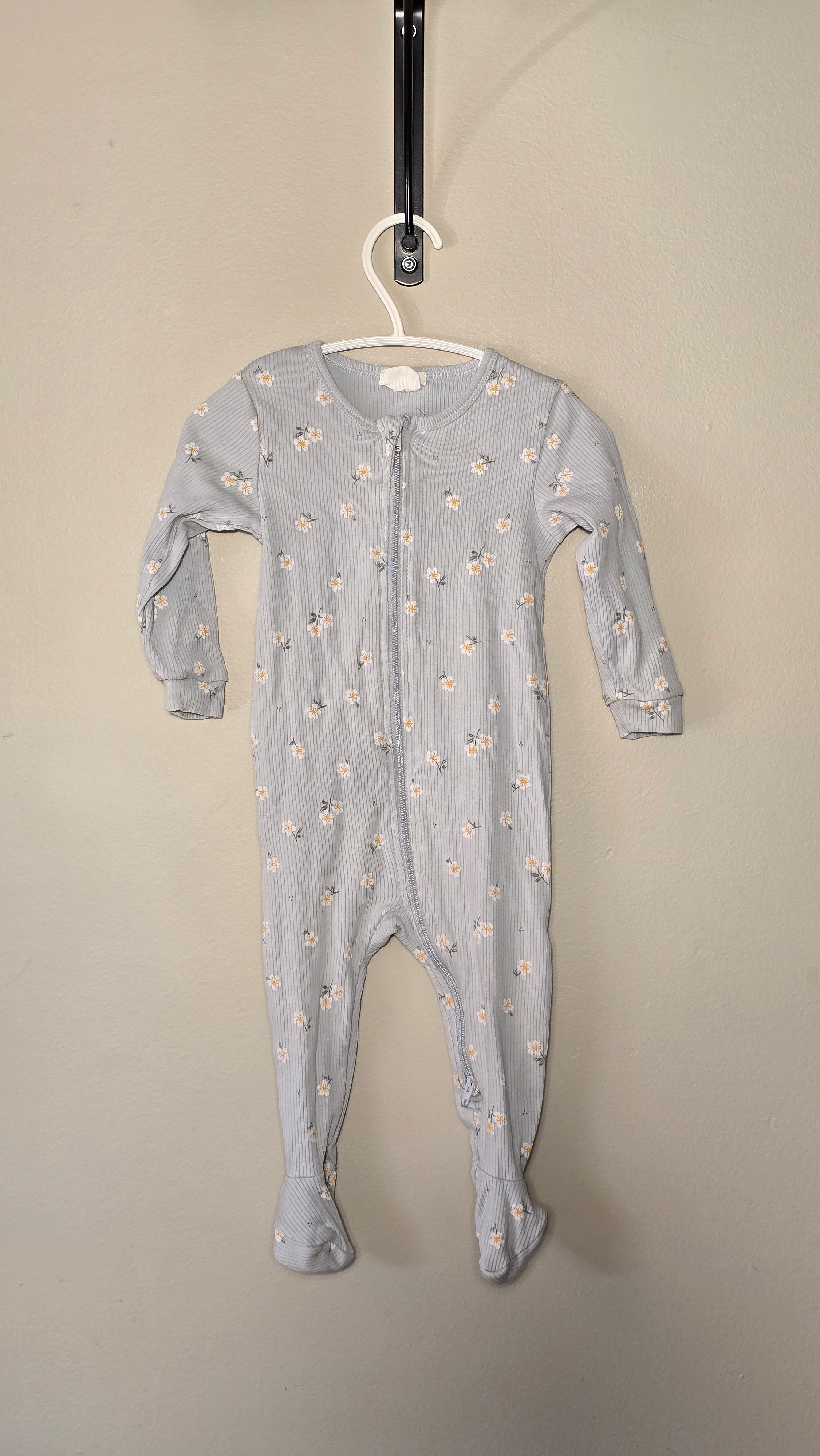 Ribbed pajama with small white flowers | Petit Lem | 9 months