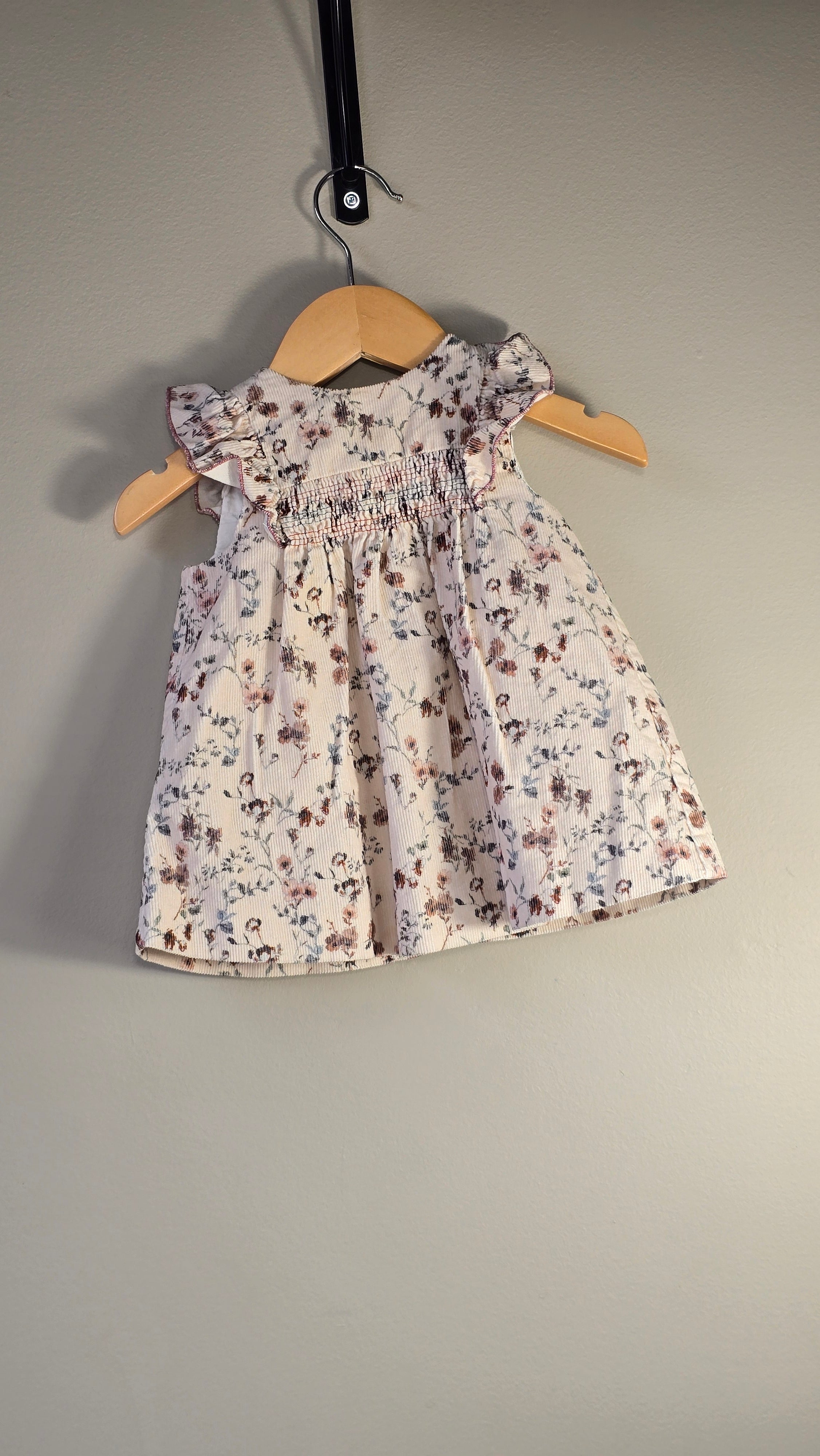 Robe fleurie en corduroy | Zara | 9-12 mois