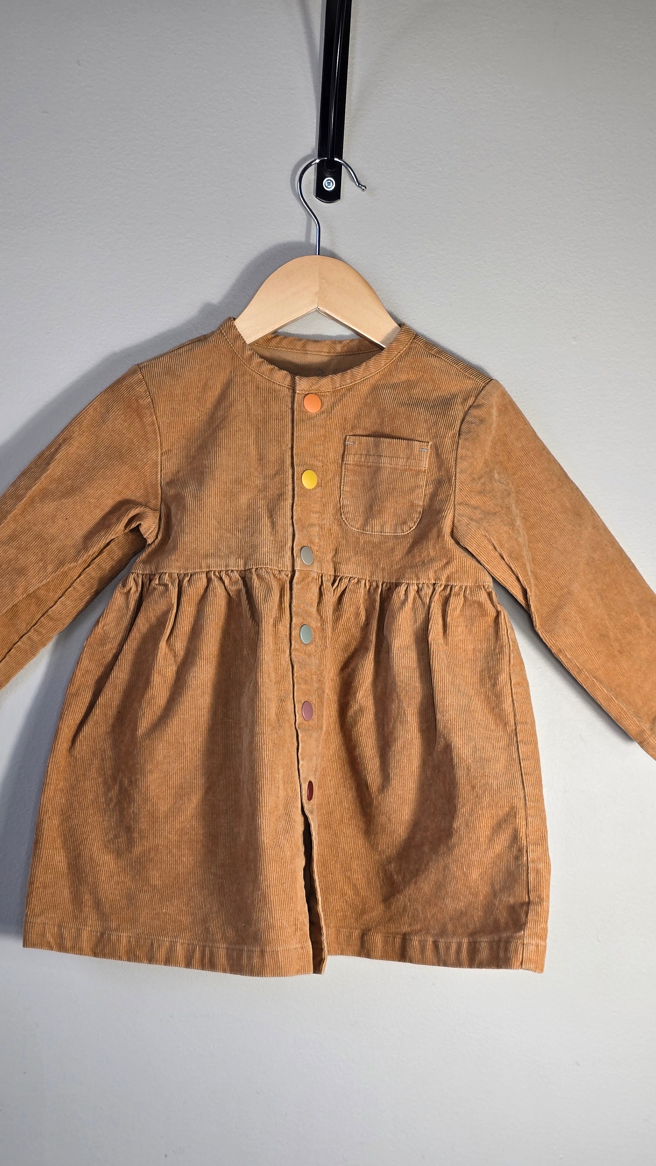Robe à boutons en corduroy | Petite revery | 2-3T *Comme neuve, valeur 53$ +tx