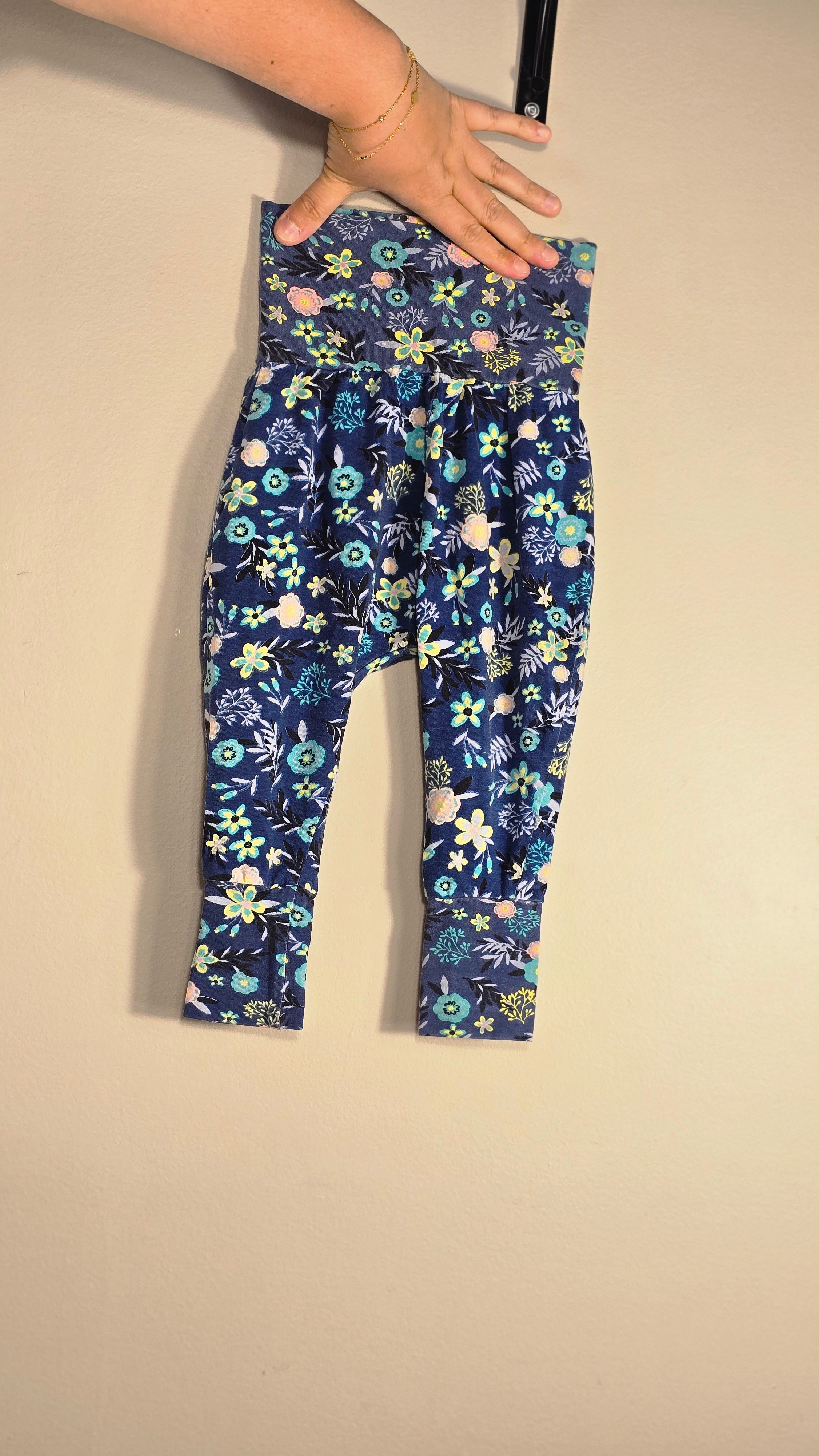 Pantalon évolutif fleuri | TAG | 12-24 mois